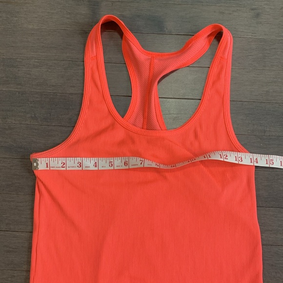 Bright Neon Pink Ribbed Under Armour Tank Top Women’s Size M - Picture 2 of 7